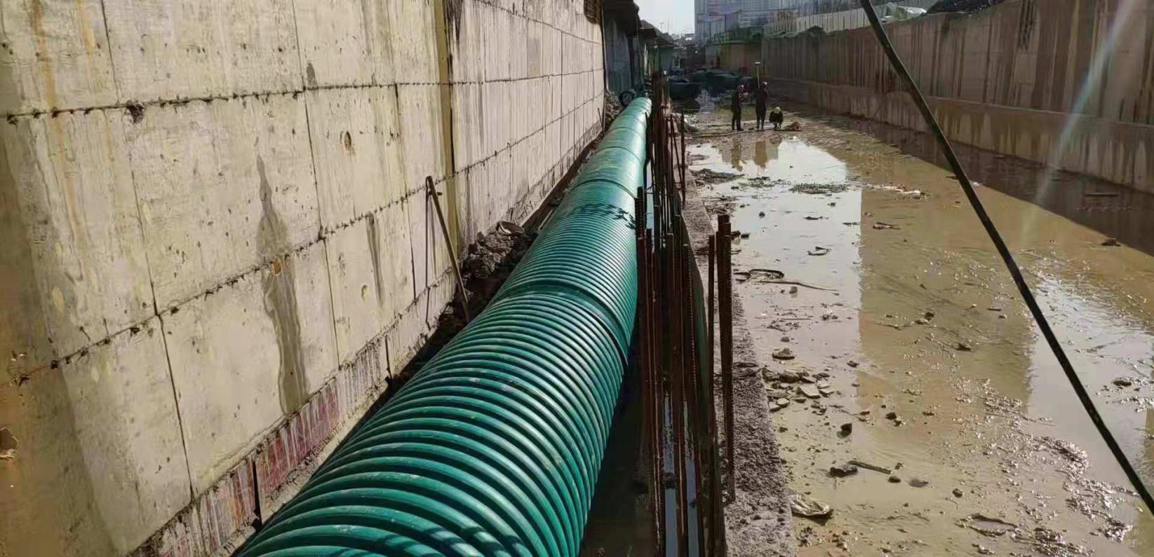 立筋式中空壁钢塑复合缠绕管